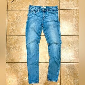 Abercrombie & Fitch Super Stretch Skinny jeans Size 6L 28x33